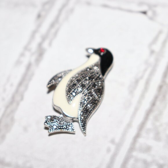 🐧❤️🖤 VINTAGE SILVER PENGUIN BROOCH · 2" TALL ✨ - Picture 3 of 4